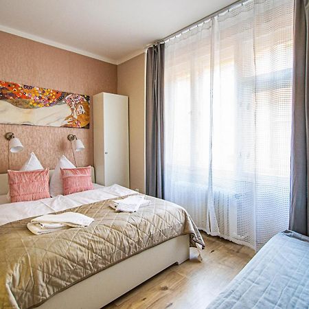 Old Town Rybna Apt By Ruterra Prag Dış mekan fotoğraf